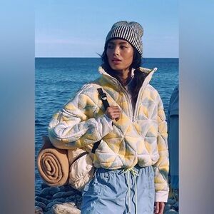 NWT FP Movement Mountain High 3D Printed 1/2 Zip Fleece